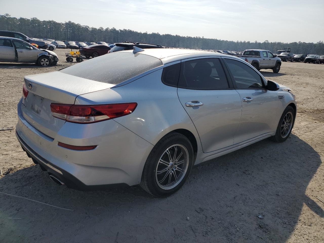 2020 Kia Optima Lx - Фото 3