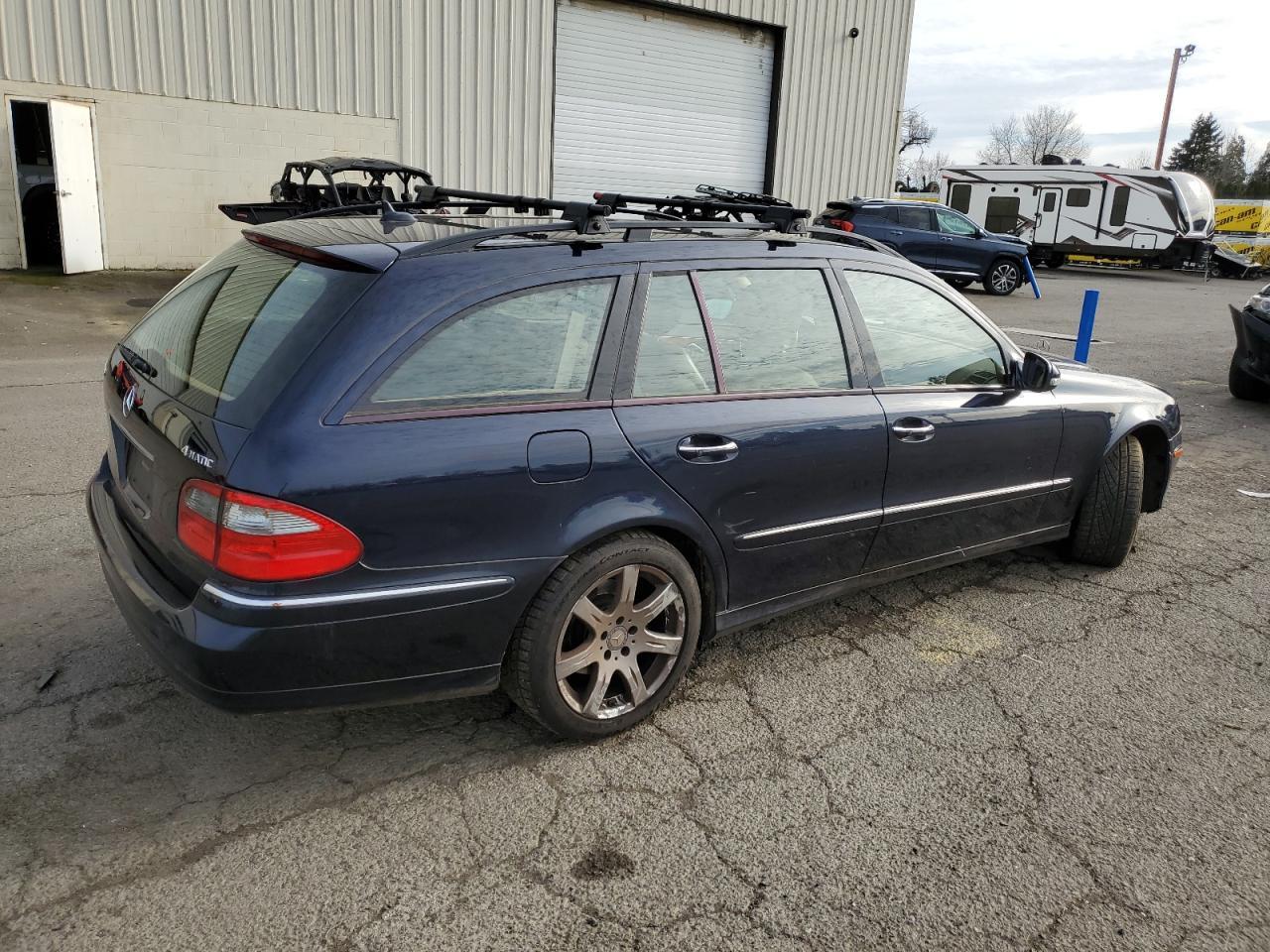 2008 Mercedes-Benz E 350 4Matic Wagon - Фото 3