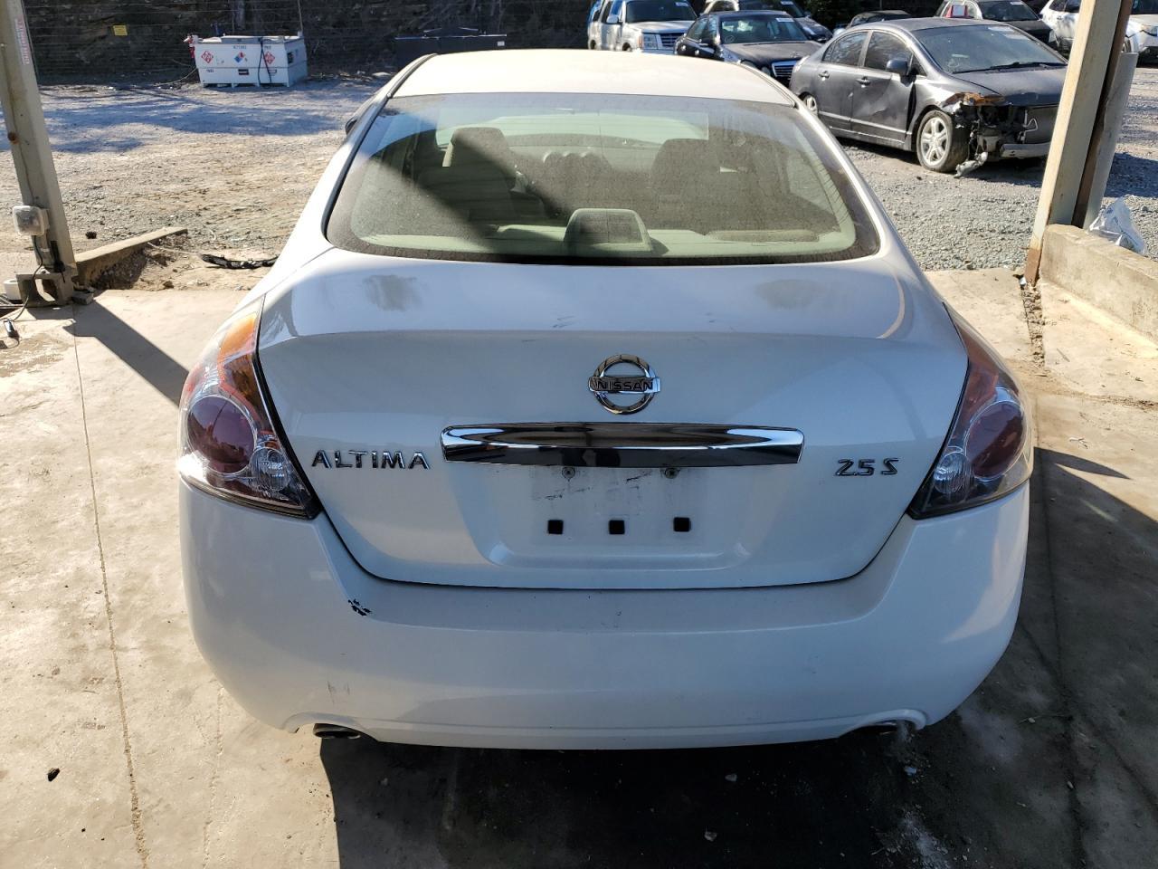 2011 Nissan Altima - Фото 6