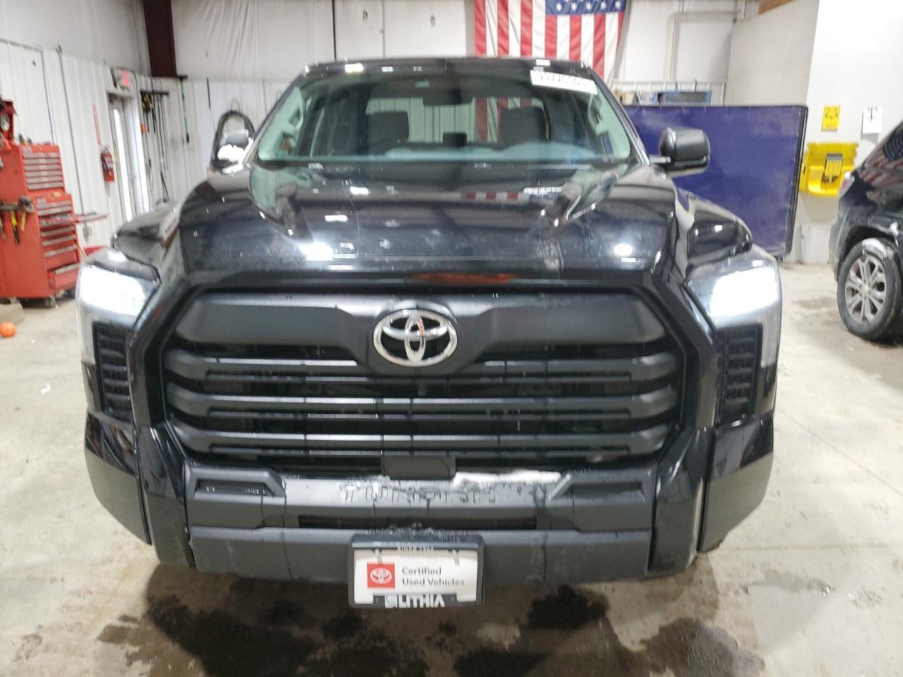 2024 Toyota Tundra Crewmax Sr - Фото 5