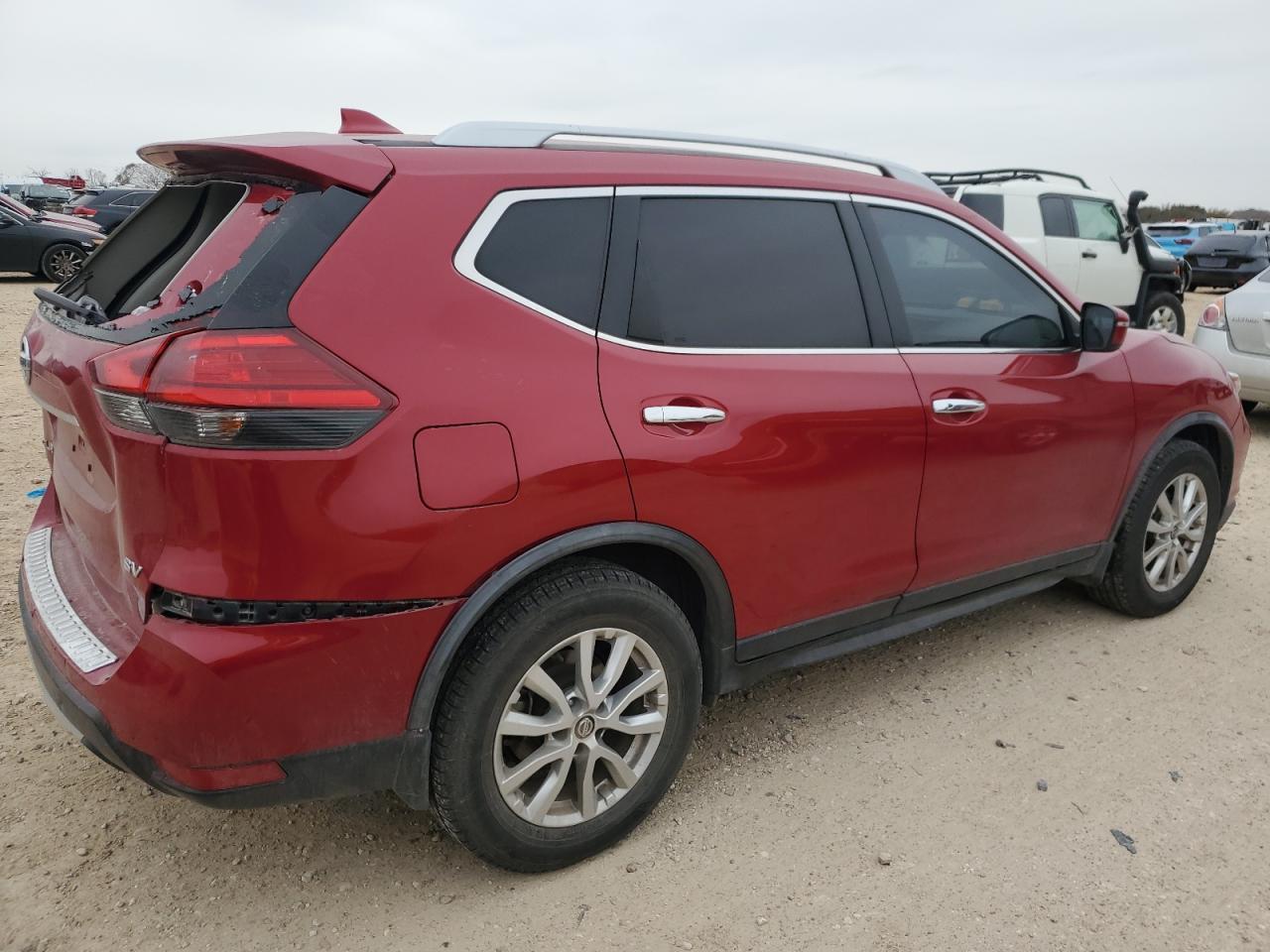 2017 Nissan Rogue S - Фото 3