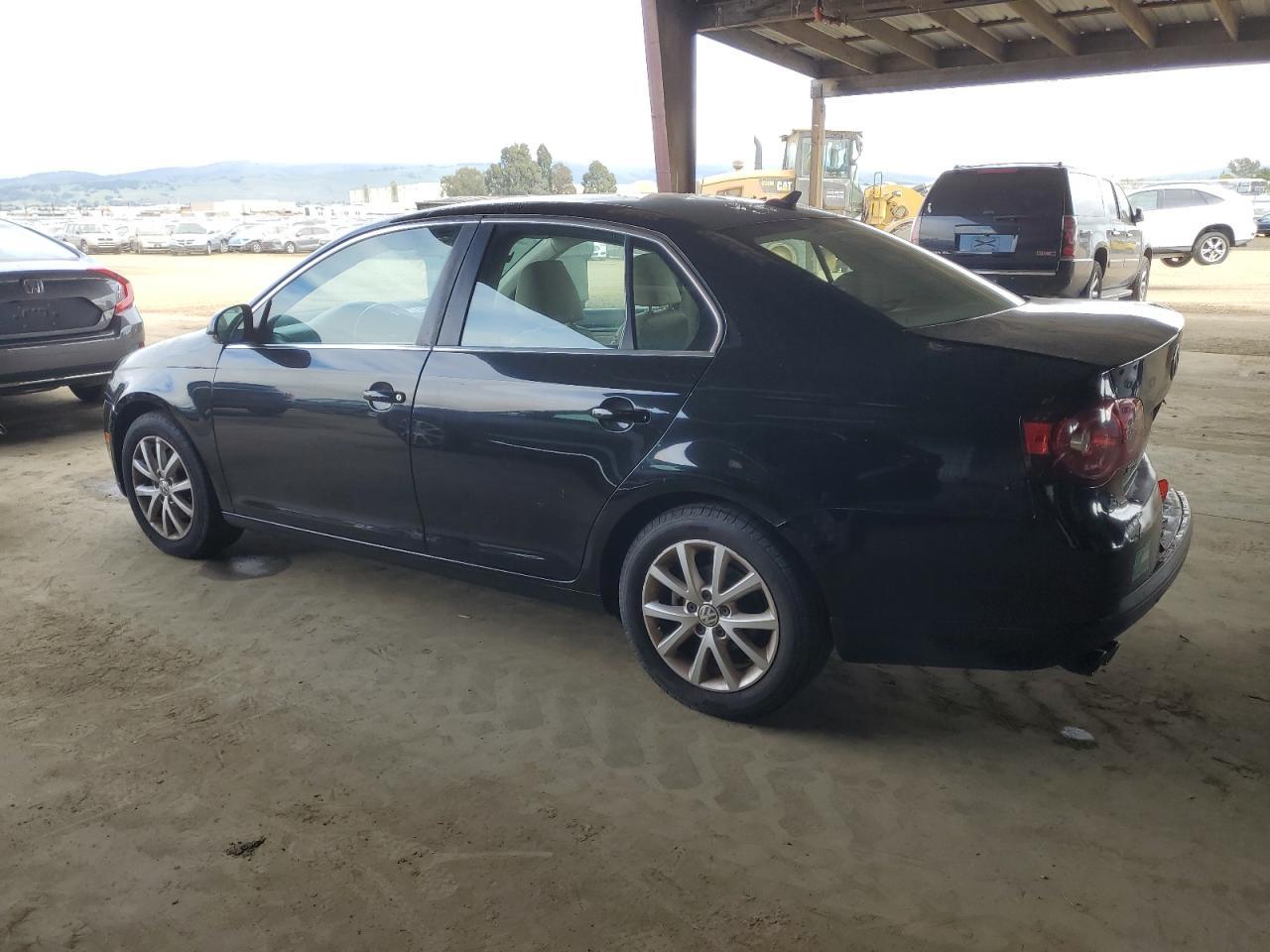 2010 Volkswagen Jetta Se - Фото 2