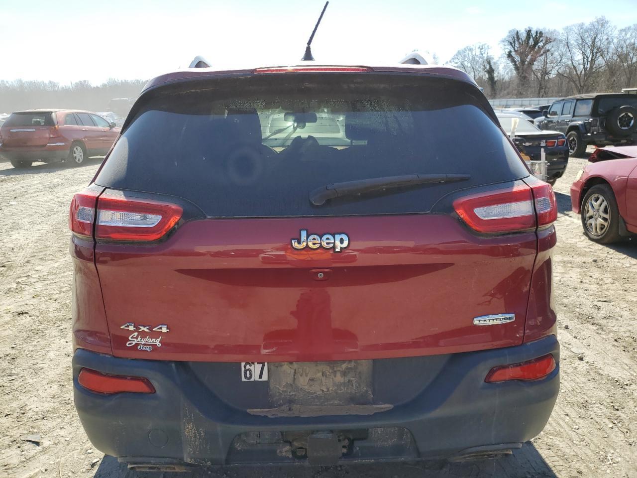 2015 Jeep Cherokee Latitude - Фото 6