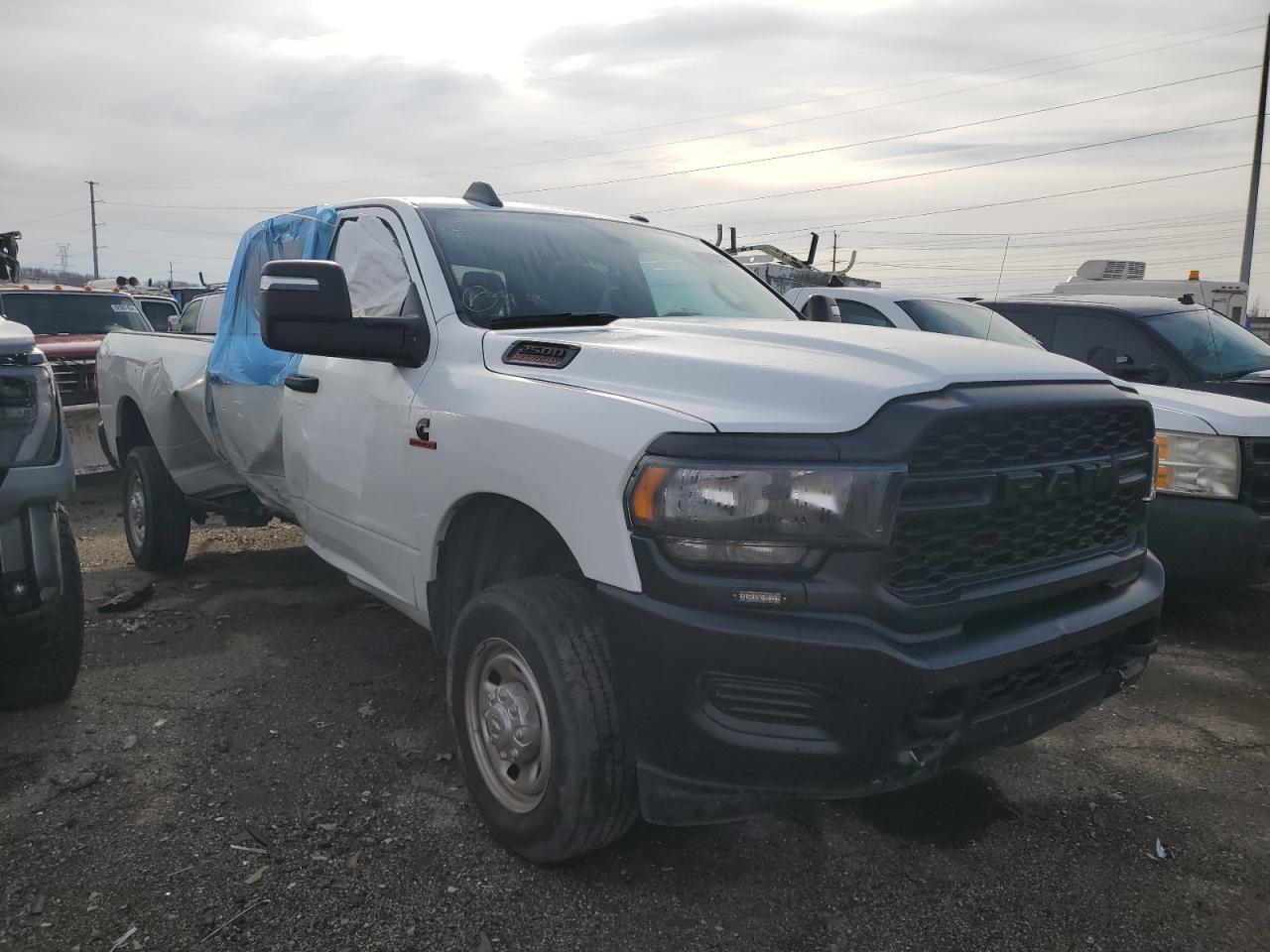 2023 Ram 2500 Tradesman - Фото 4