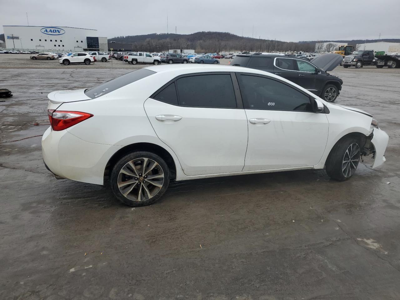 2017 Toyota Corolla L - Фото 3