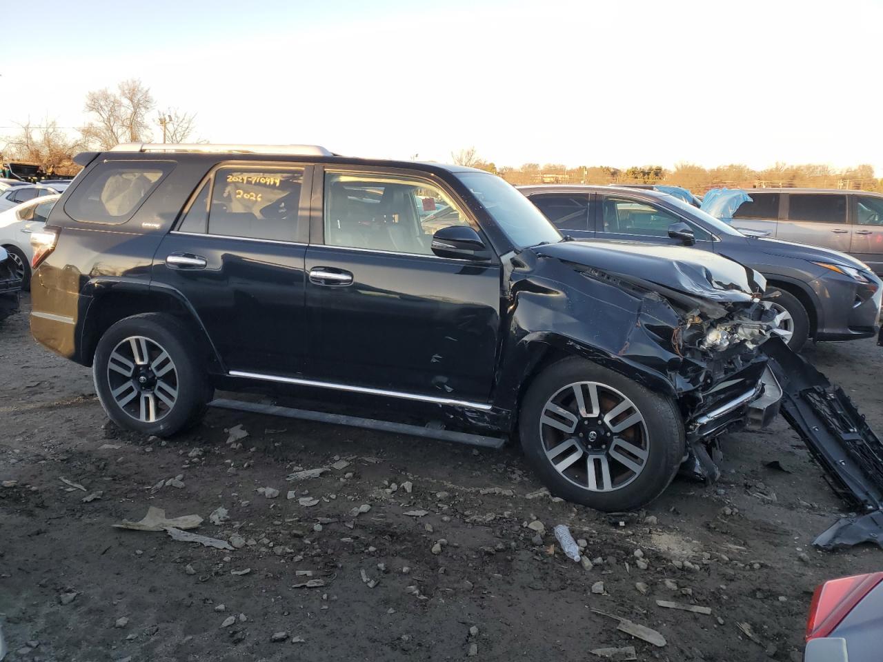 2016 Toyota 4Runner Sr5/Sr5 Premium - Фото 4