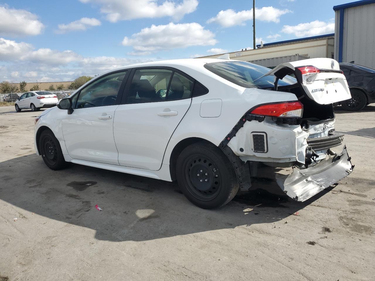 2023 Toyota Corolla Le - Image 2