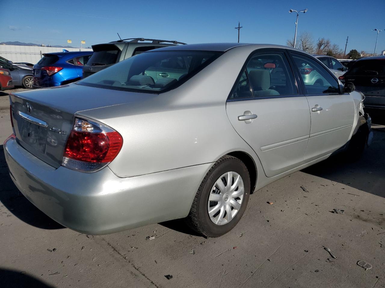 2006 Toyota Camry Le - Image 3