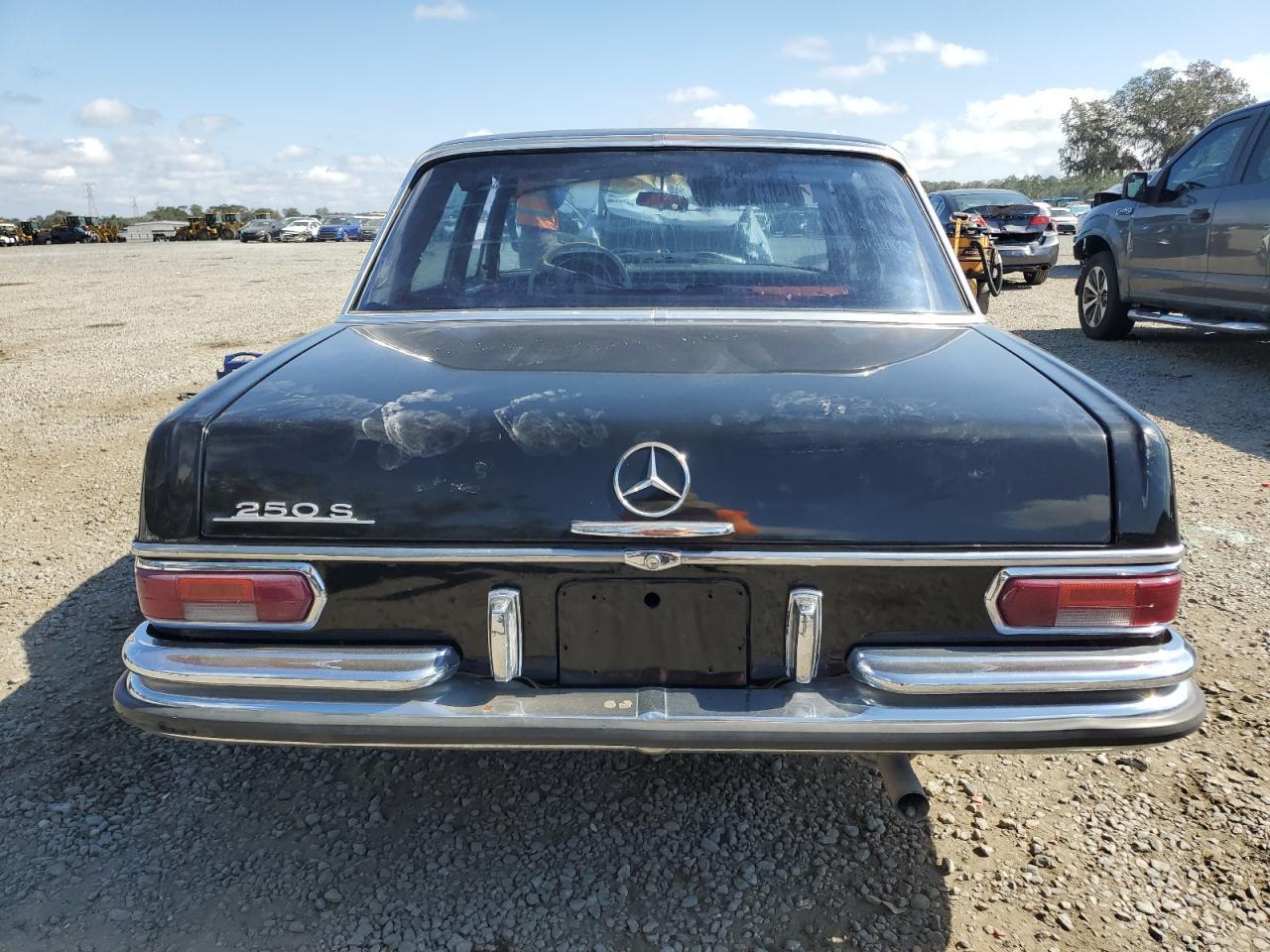 1966 Mercedes-Benz 250Se - Фото 6