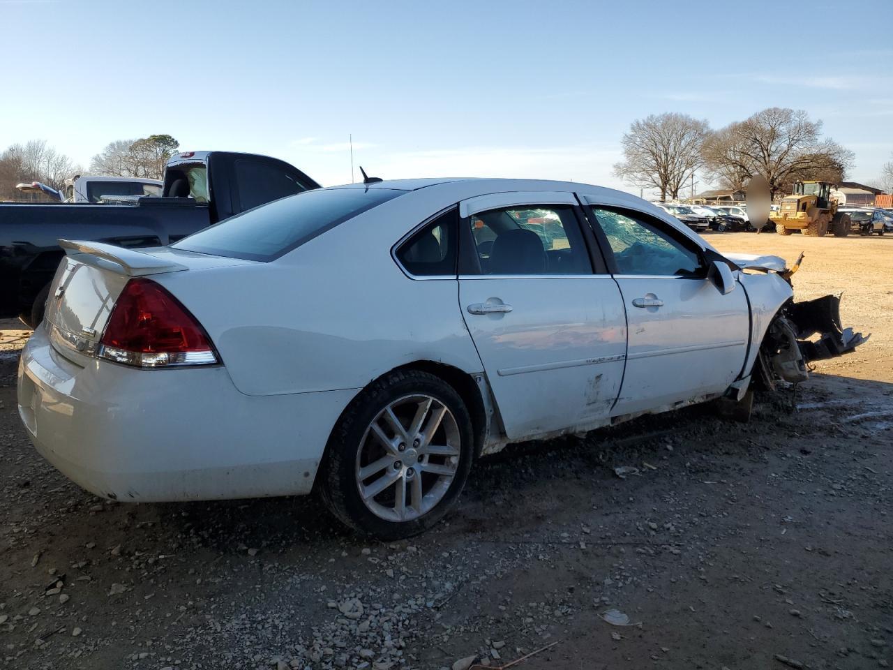 2010 Chevrolet Impala Lt - Фото 3