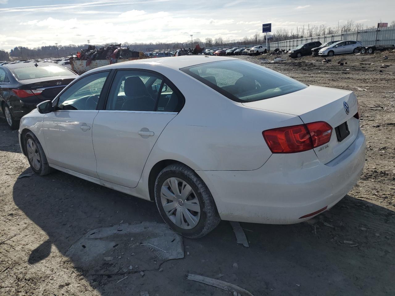 2013 Volkswagen Jetta Se - Фото 2