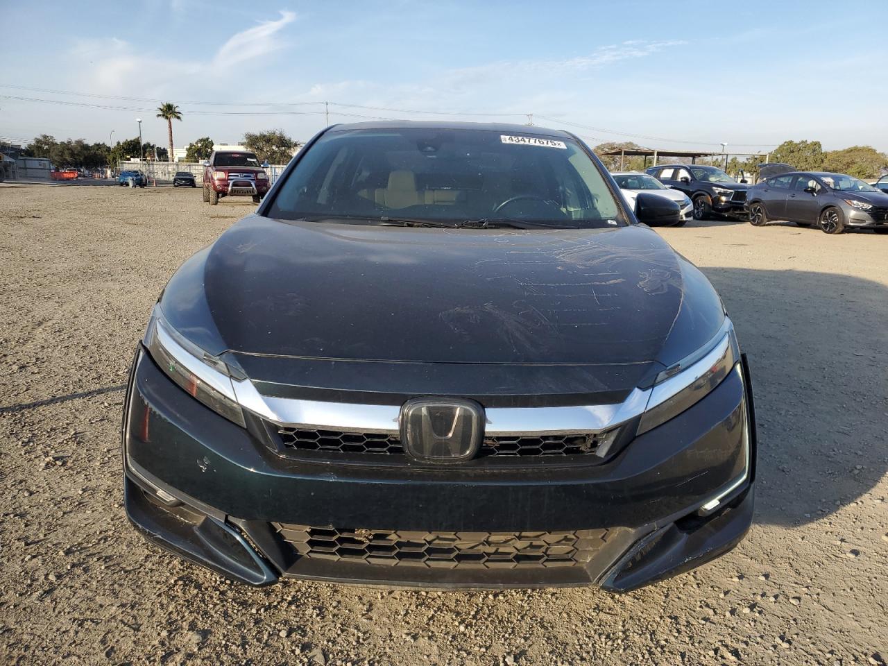 2018 Honda Clarity Touring - Image 5