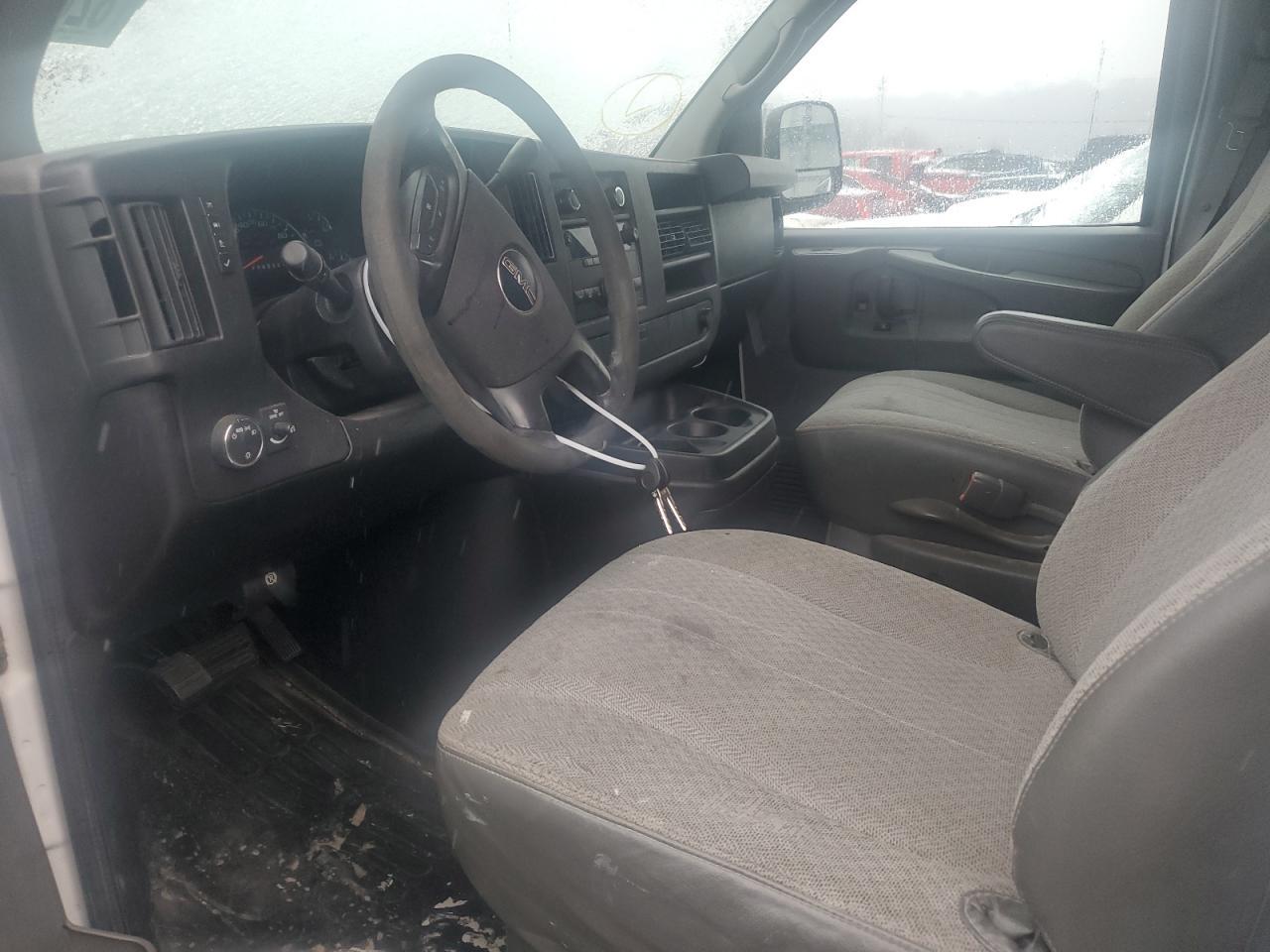 2013 GMC Savana G1500 - Image 7