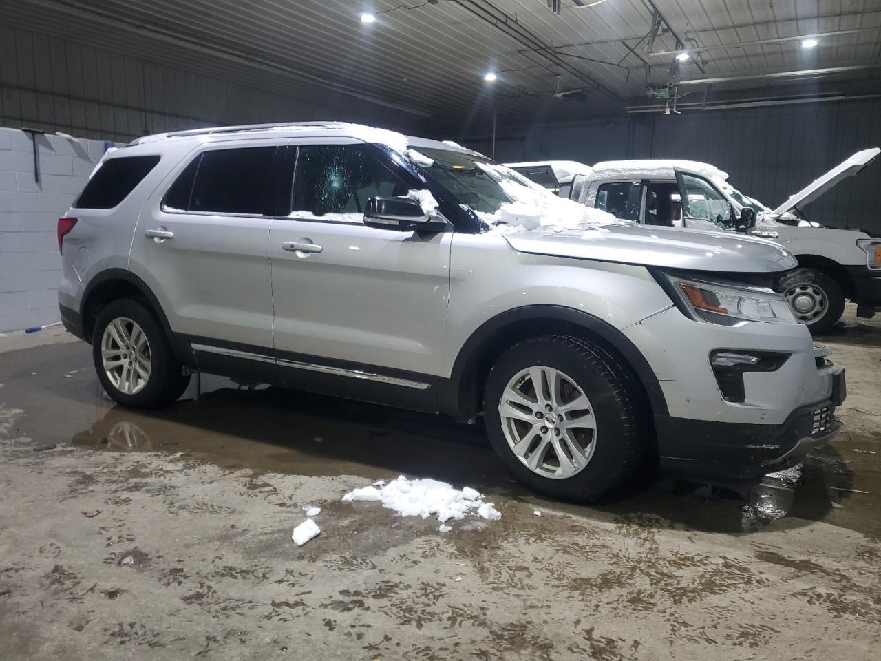 2018 Ford Explorer Xlt - Image 4
