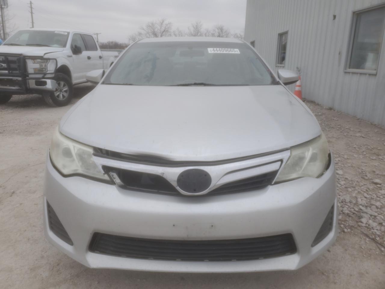 2012 Toyota Camry Base - Фото 5
