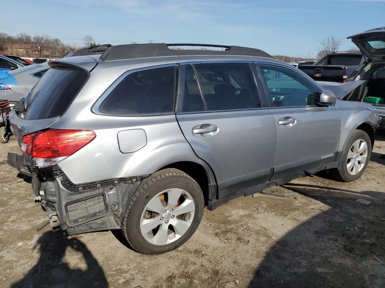 2011 Subaru Outback 2.5I Premium - Фото 3