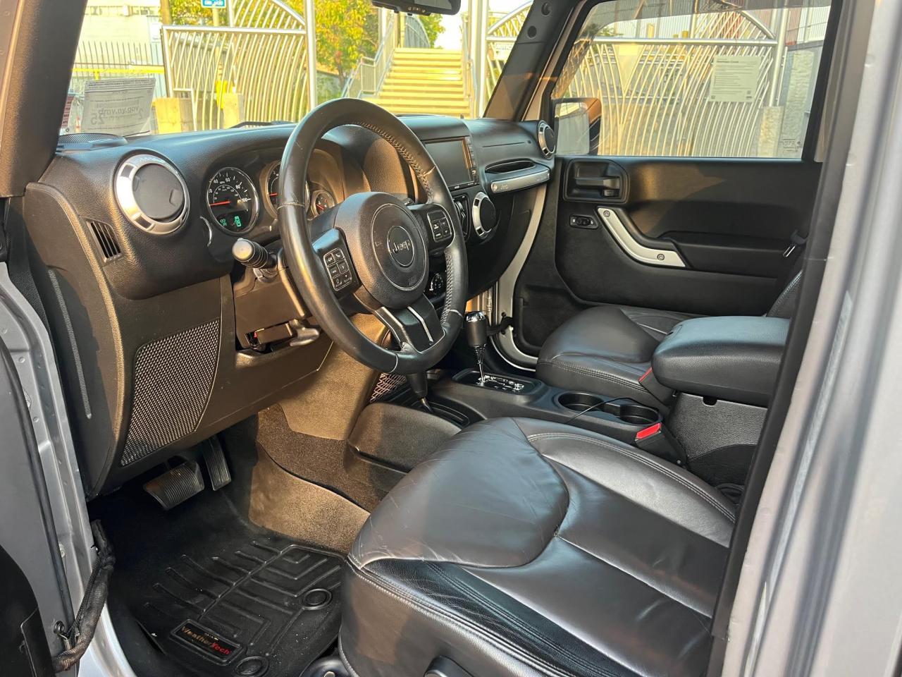 2015 Jeep Wrangler Unlimited Sahara - Фото 4