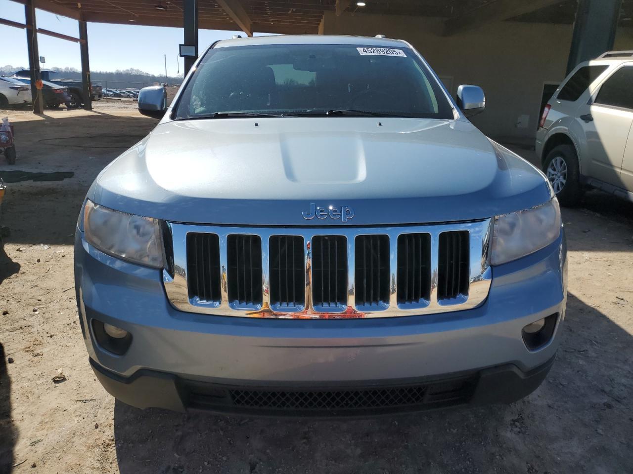 2012 Jeep Grand Cherokee Laredo - Image 5