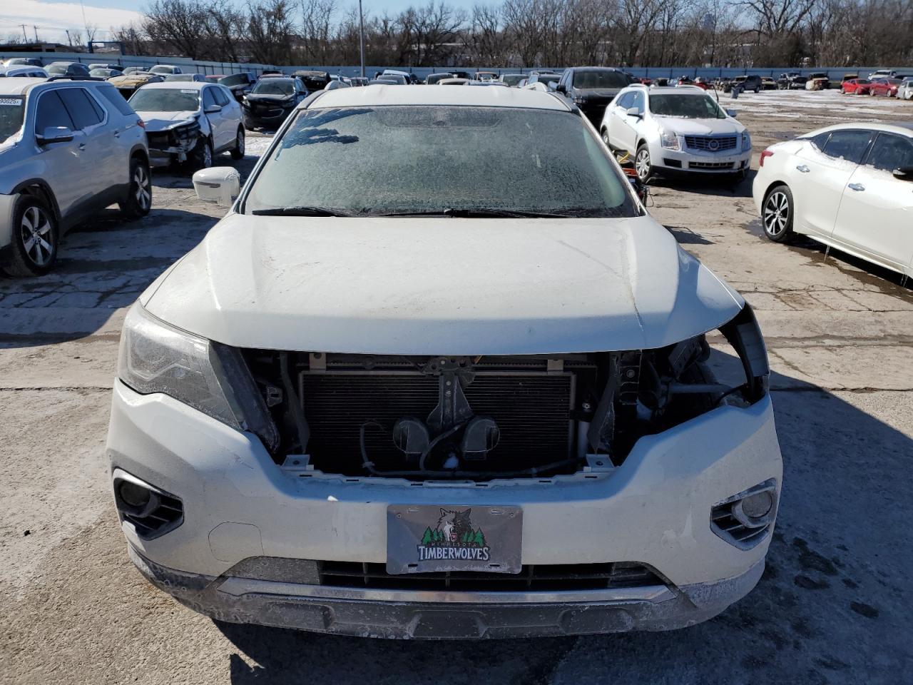 2019 Nissan Pathfinder S - Фото 5