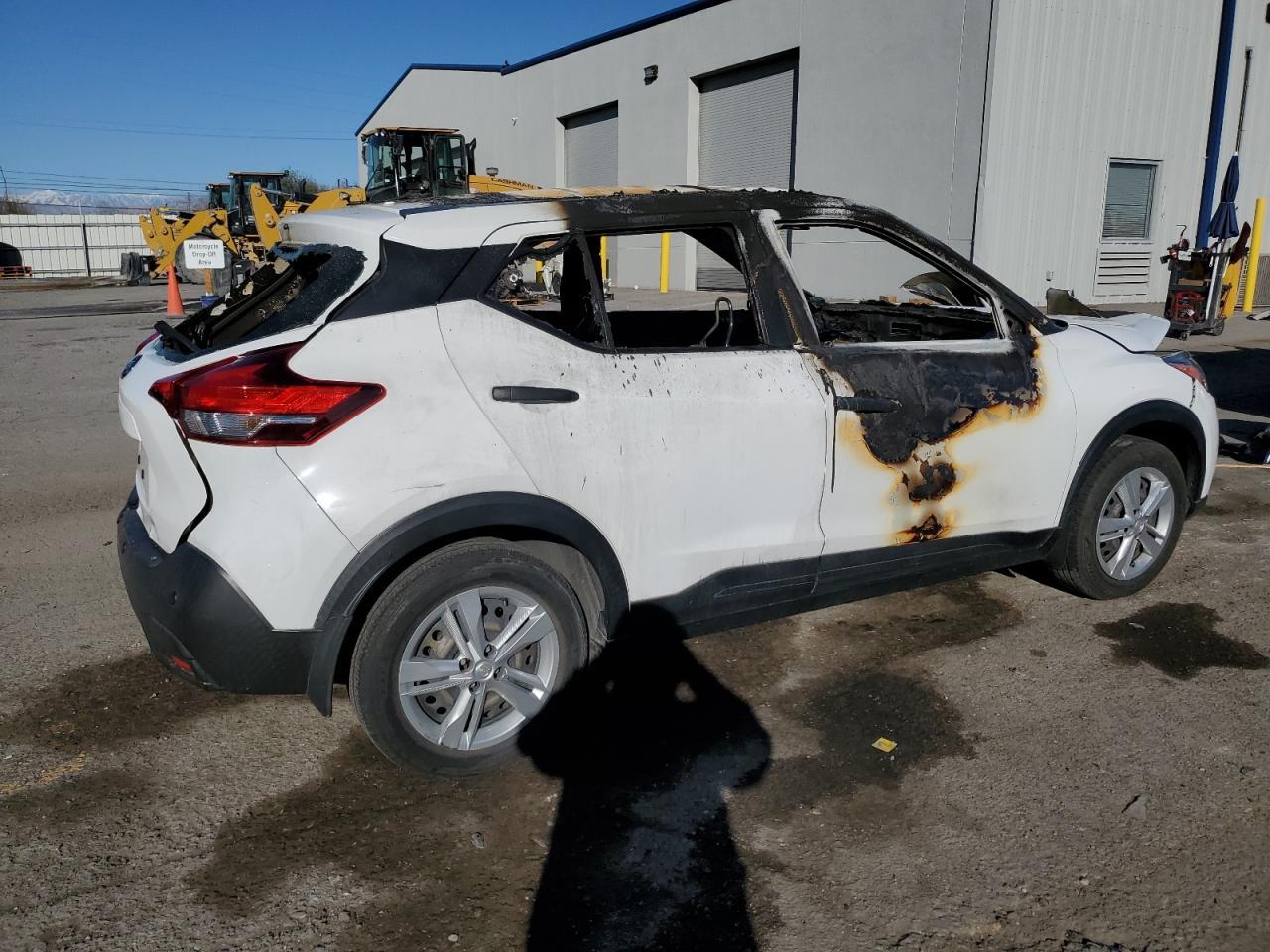 2020 Niss Kicks S - Фото 3