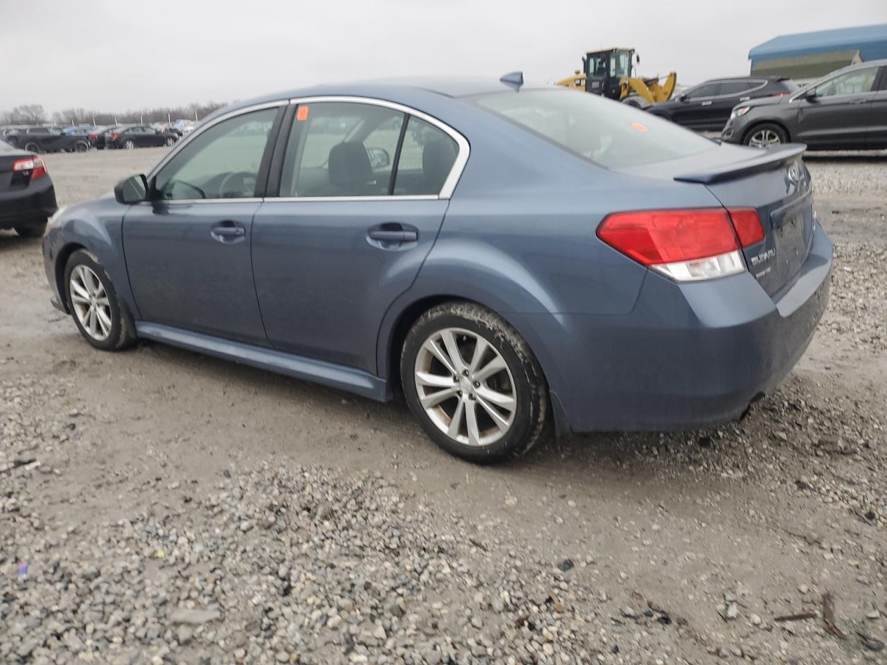 2013 Subaru Legacy 3.6R Limited - Фото 2