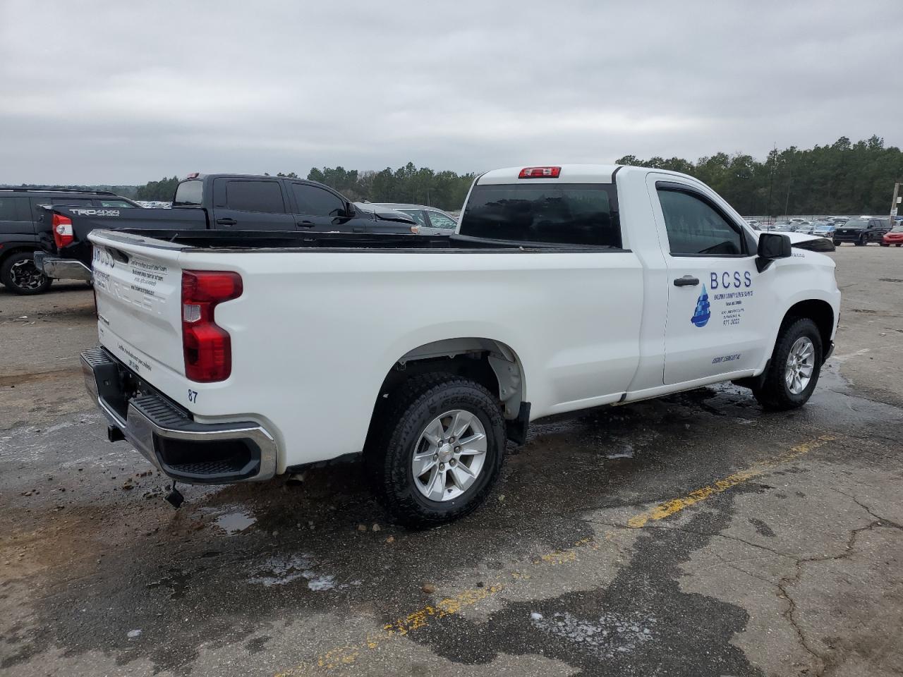 2021 Chevrolet Silverado C1500 - Image 3