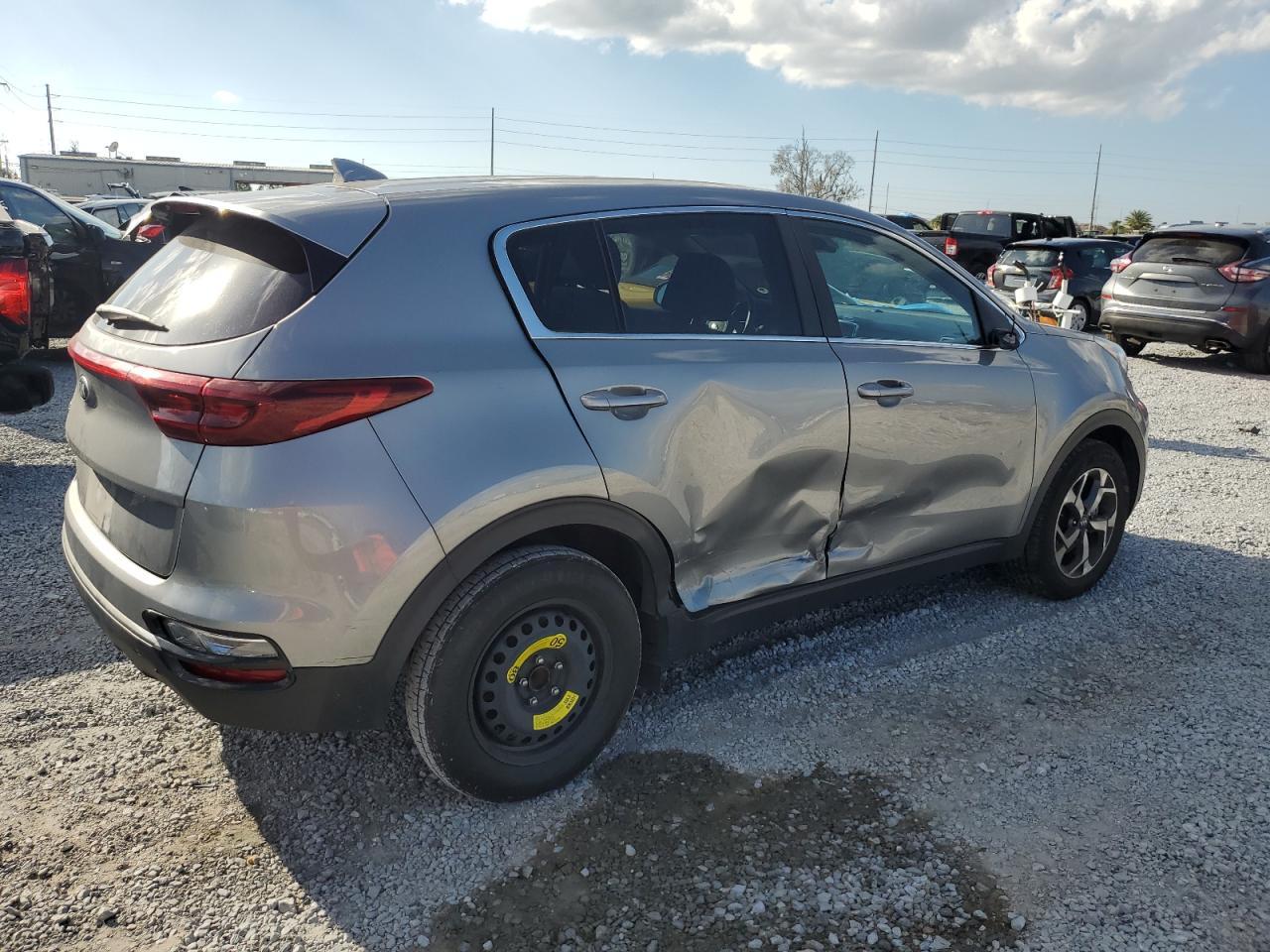 2020 Kia Sportage Lx - Фото 3