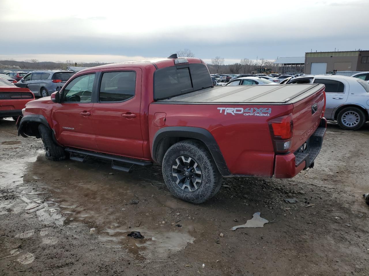 2018 Toyota Tacoma Double Cab - Фото 2