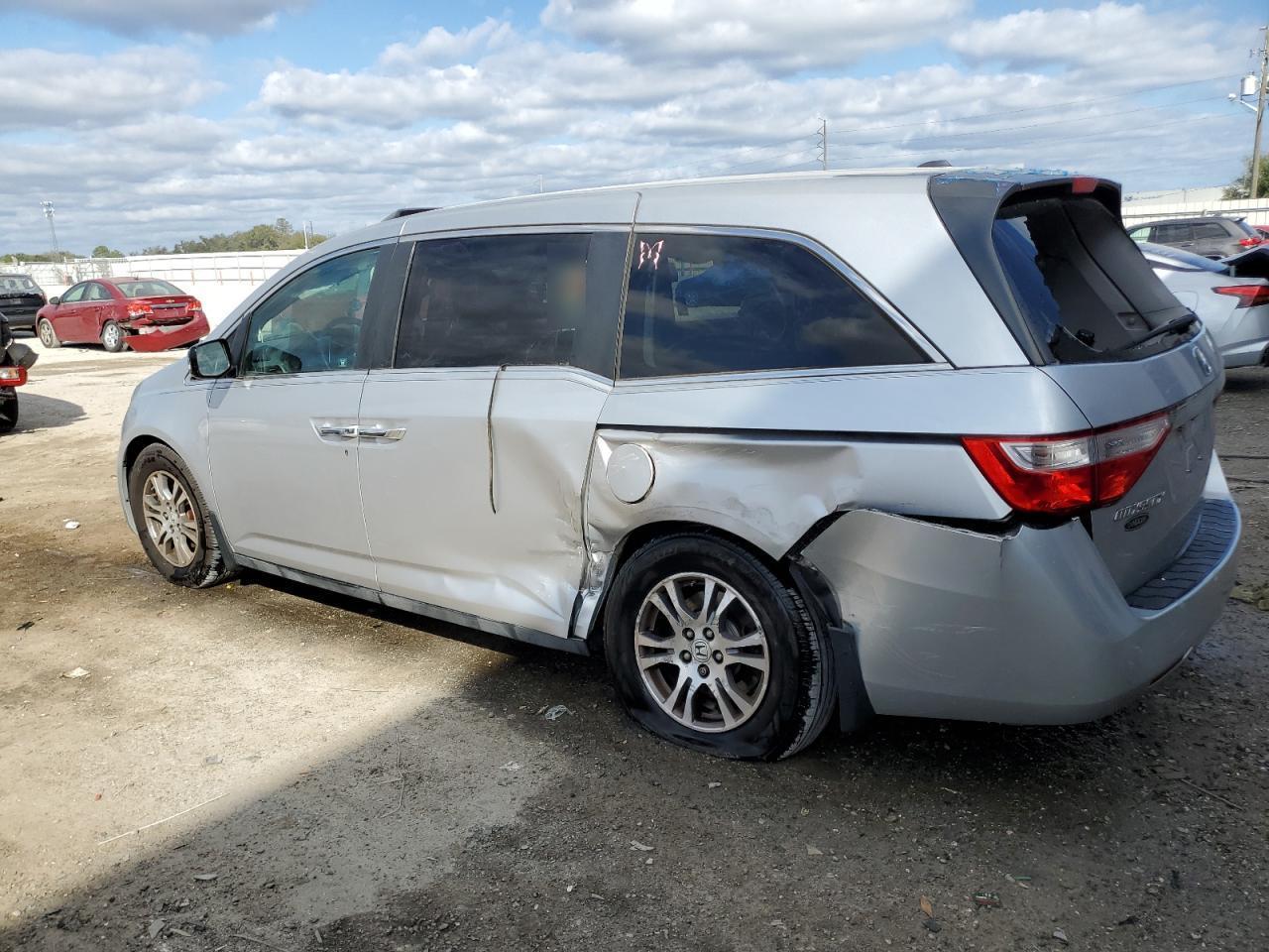 2012 Honda Odyssey Exl - Image 2