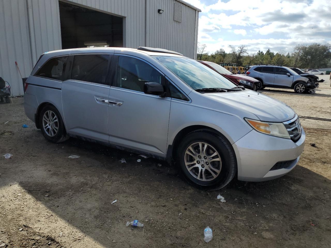 2012 Honda Odyssey Exl - Image 4