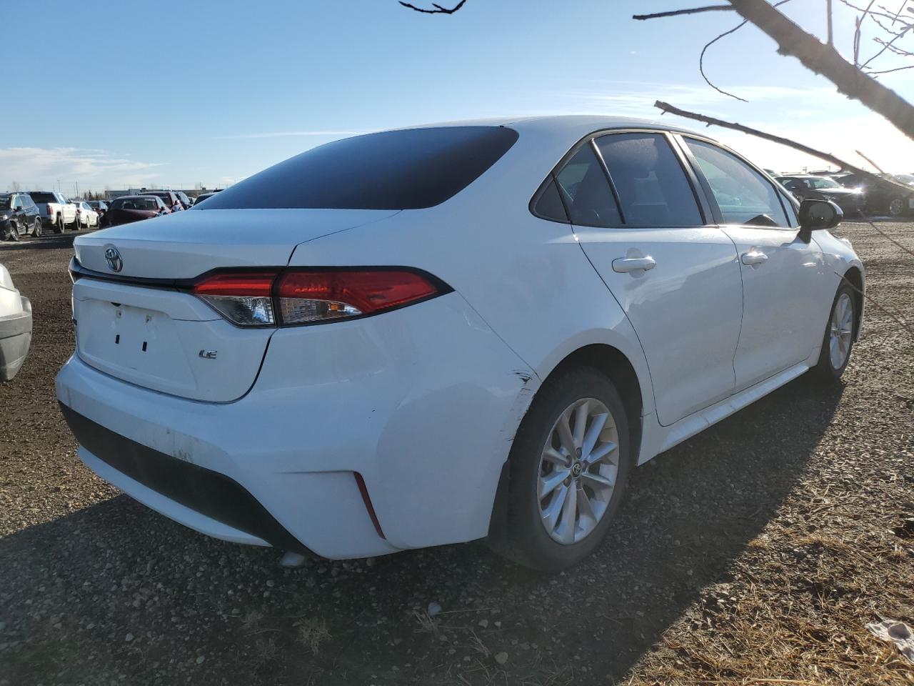 2020 Toyota Corolla Le - Image 3
