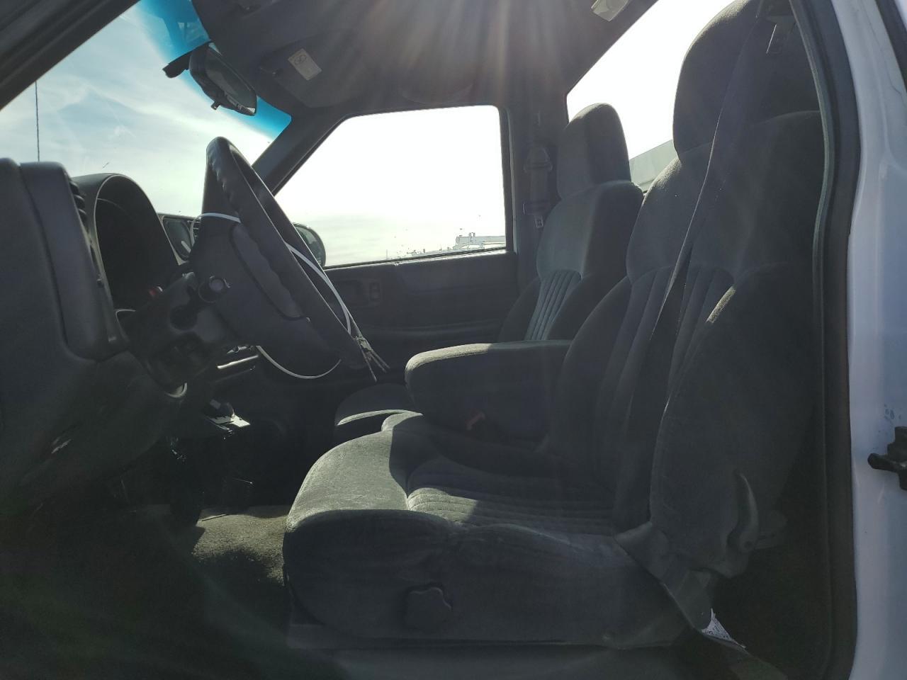 2000 Chevrolet S Truck S10 - Фото 7