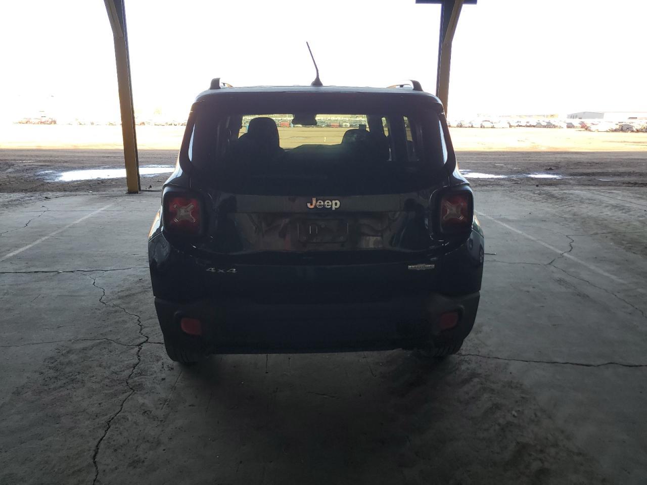 2015 Jeep Renegade Latitude - Фото 6