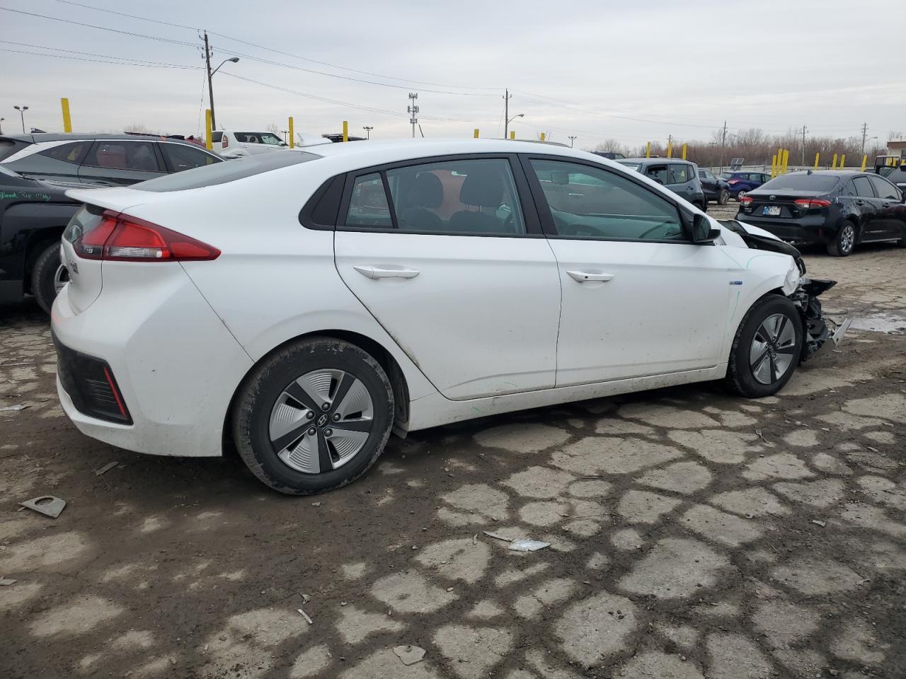 2019 Hyundai Ioniq Blue - Фото 3