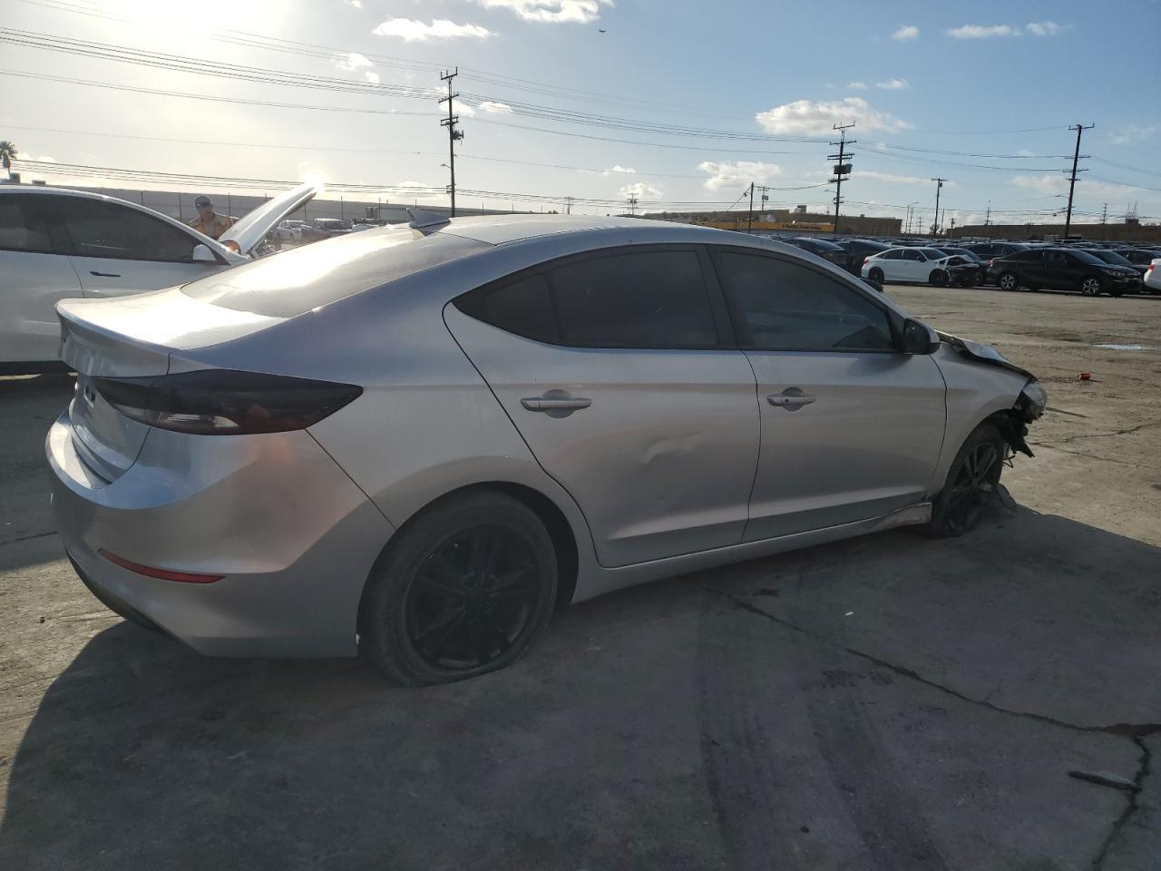 2017 Hyundai Elantra Se - Фото 3