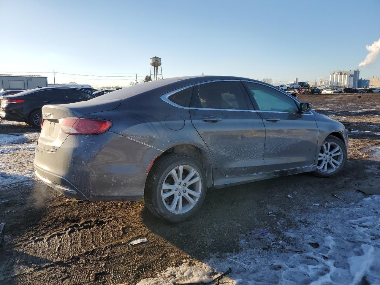 2015 Chrysler 200 Limited - Фото 3
