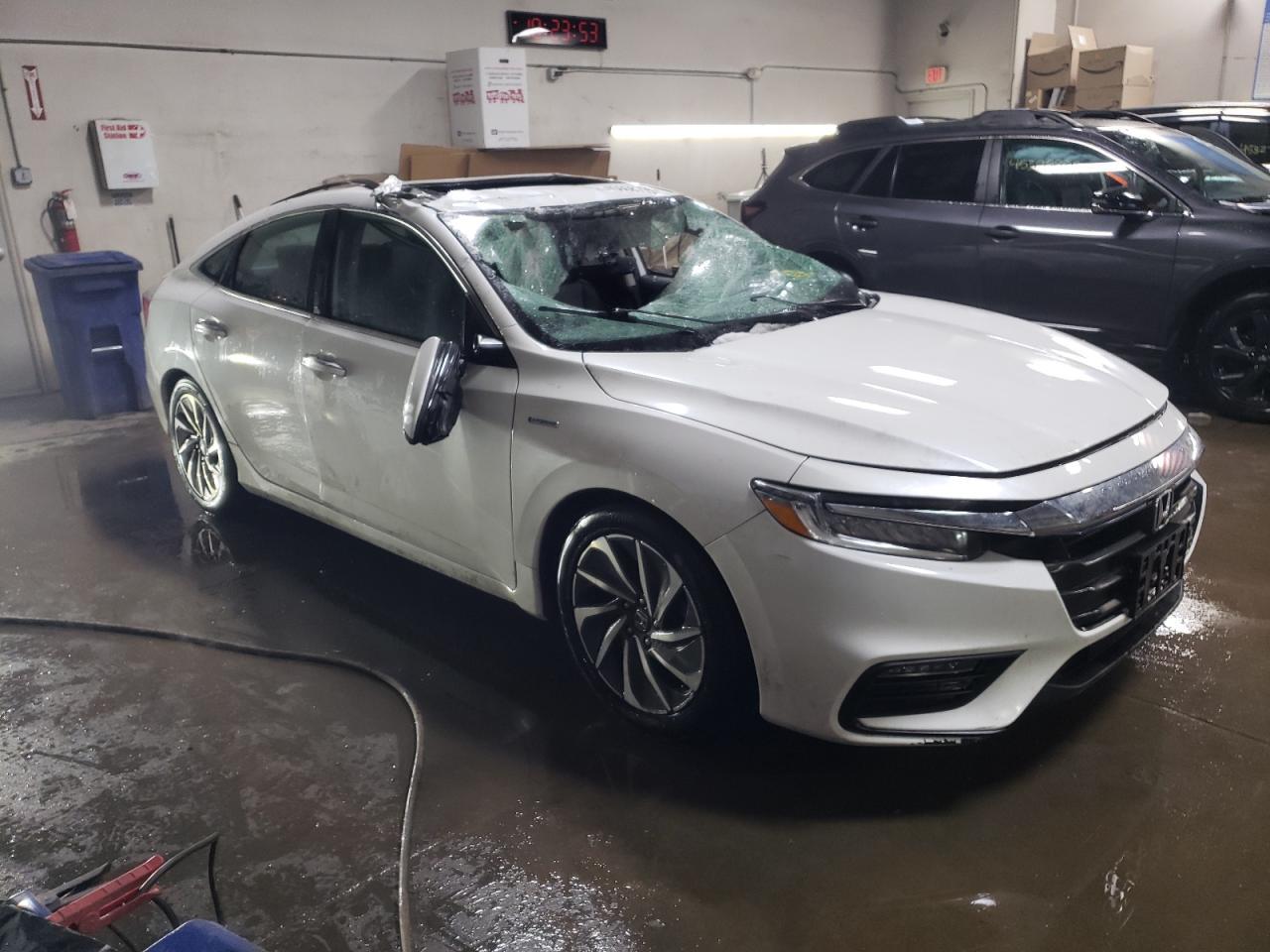 2019 Honda Insight Touring - Image 4