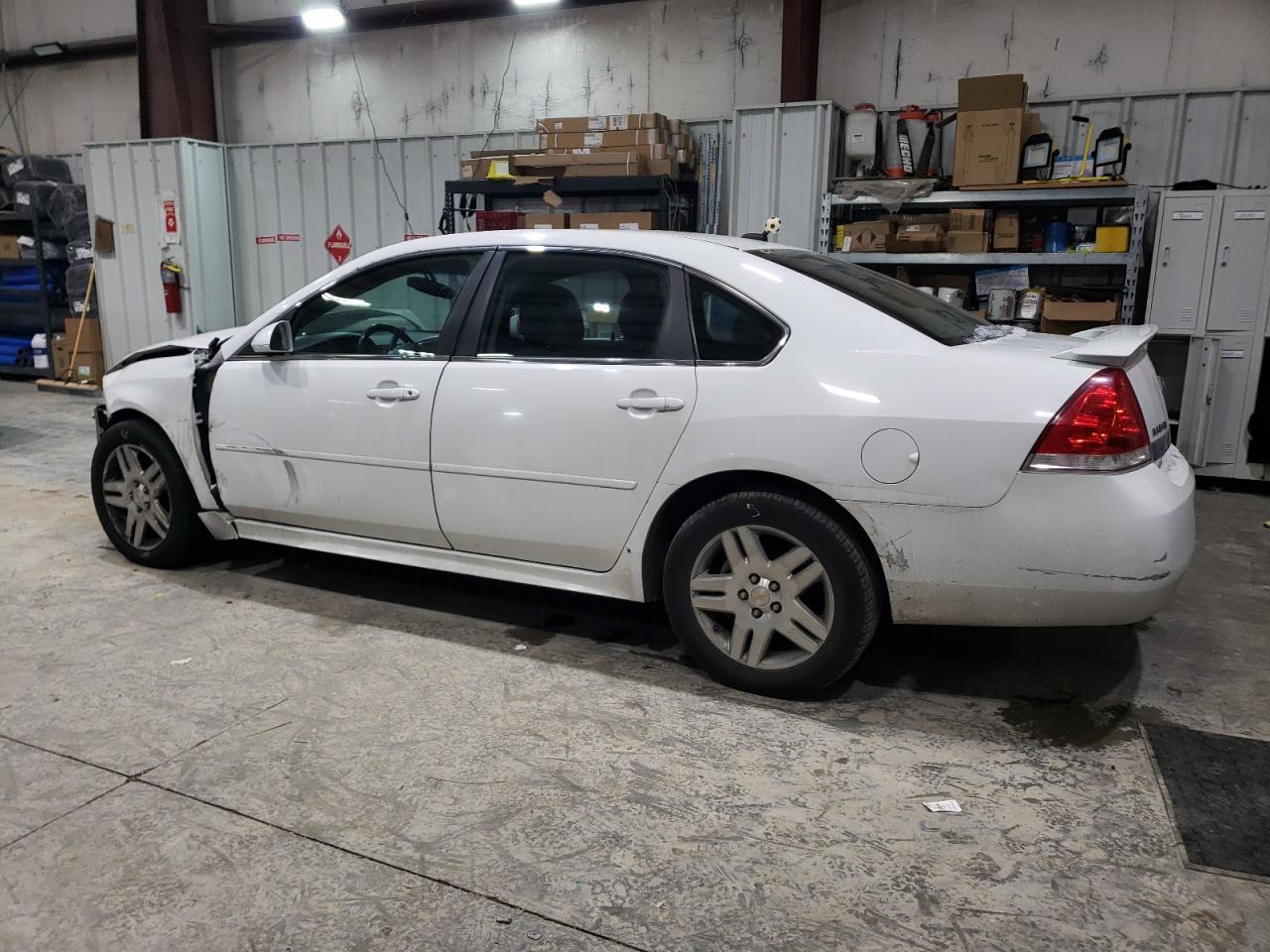 2011 Chevrolet Impala Lt - Image 2