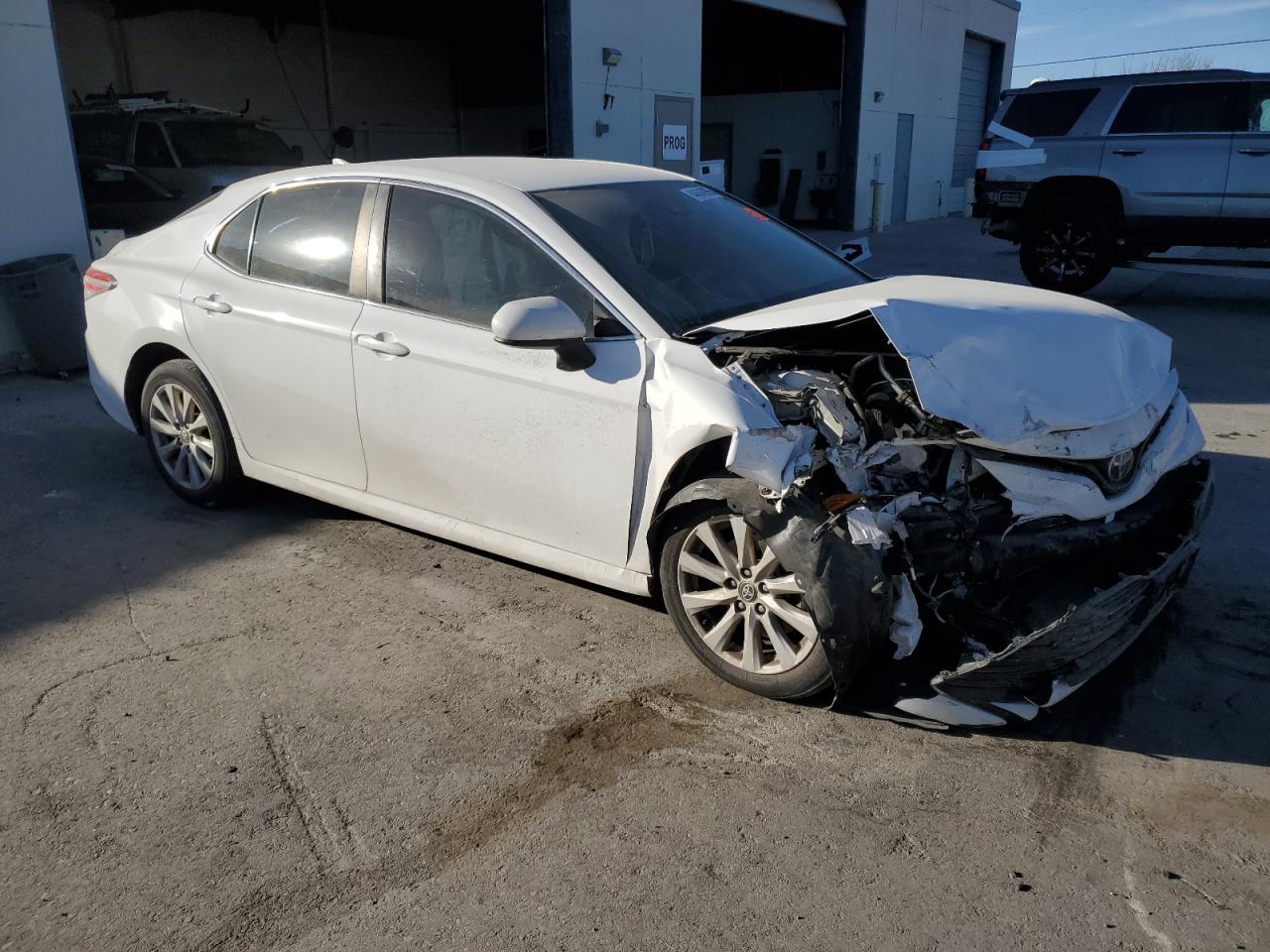 2020 Toyota Camry Le - Image 4