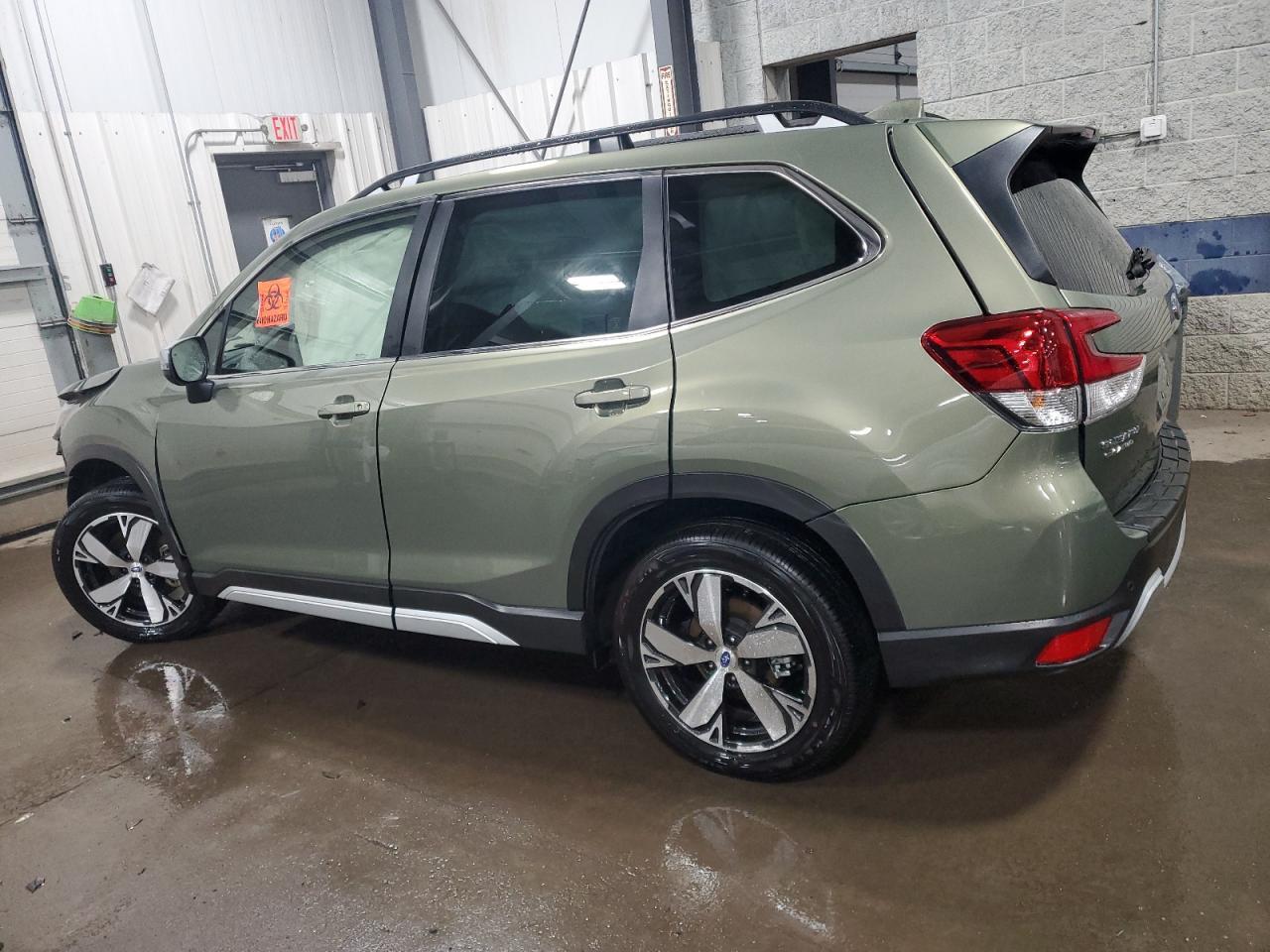2020 Subaru Forester Touring - Фото 2
