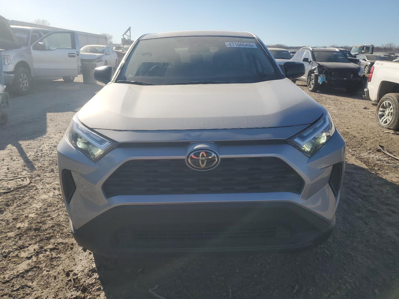 2024 Toyota Rav4 Le - Image 5