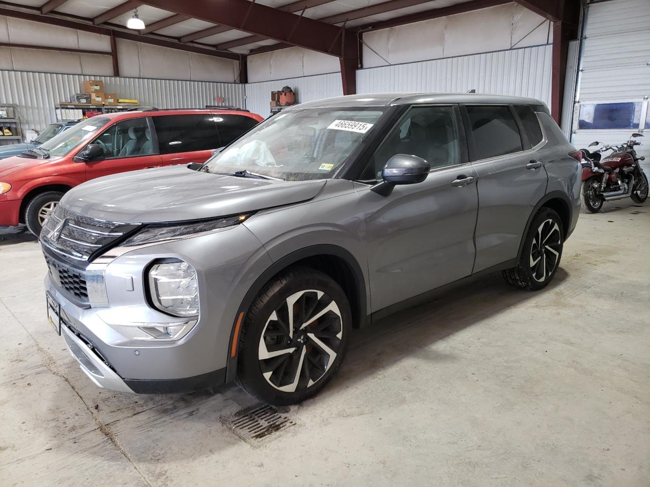 2022 Mitsubishi Outlander Se