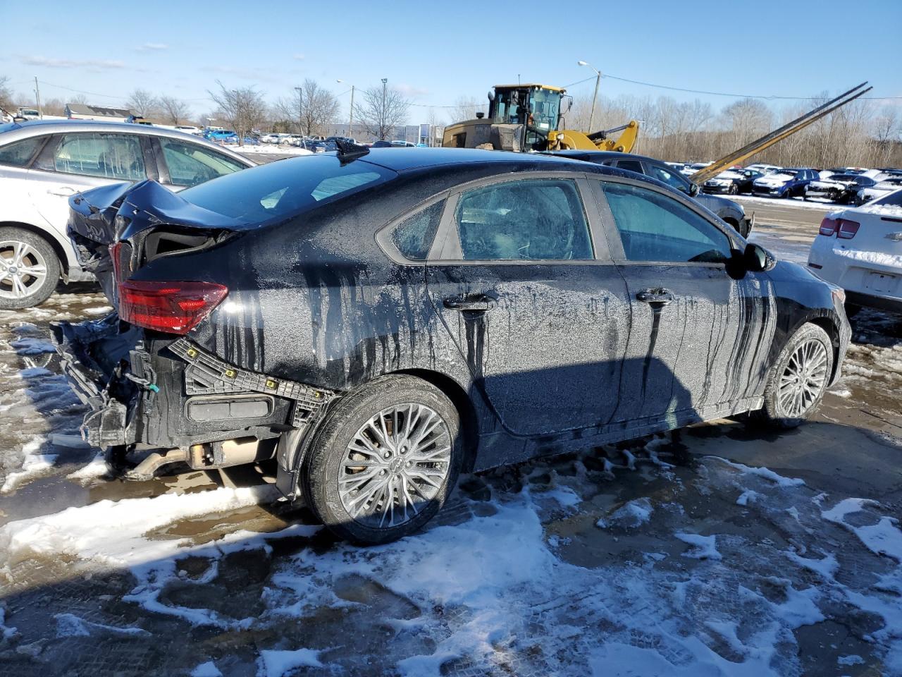 2024 Kia Forte Gt Line - Фото 3