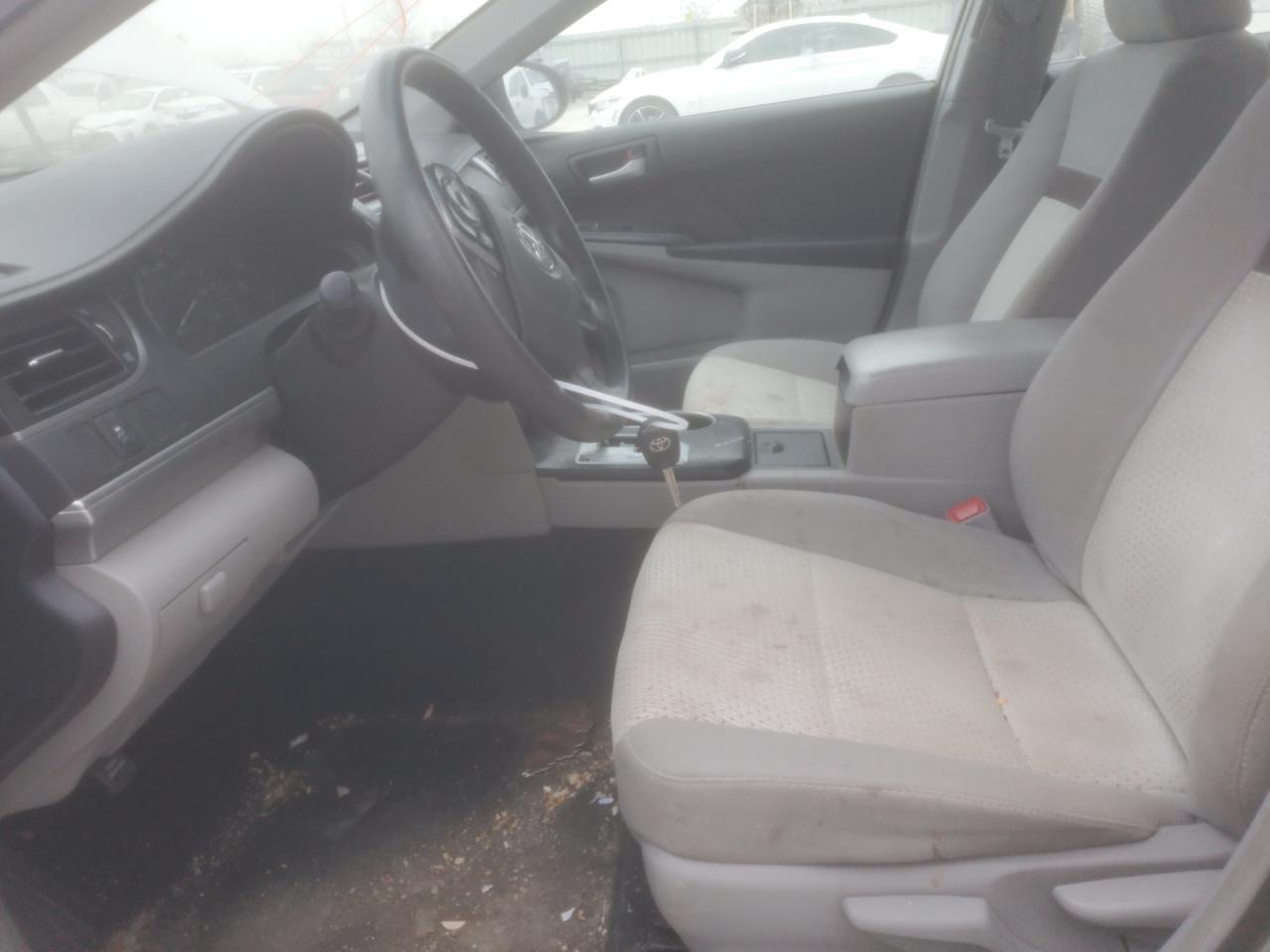 2012 Toyota Camry Base - Фото 7