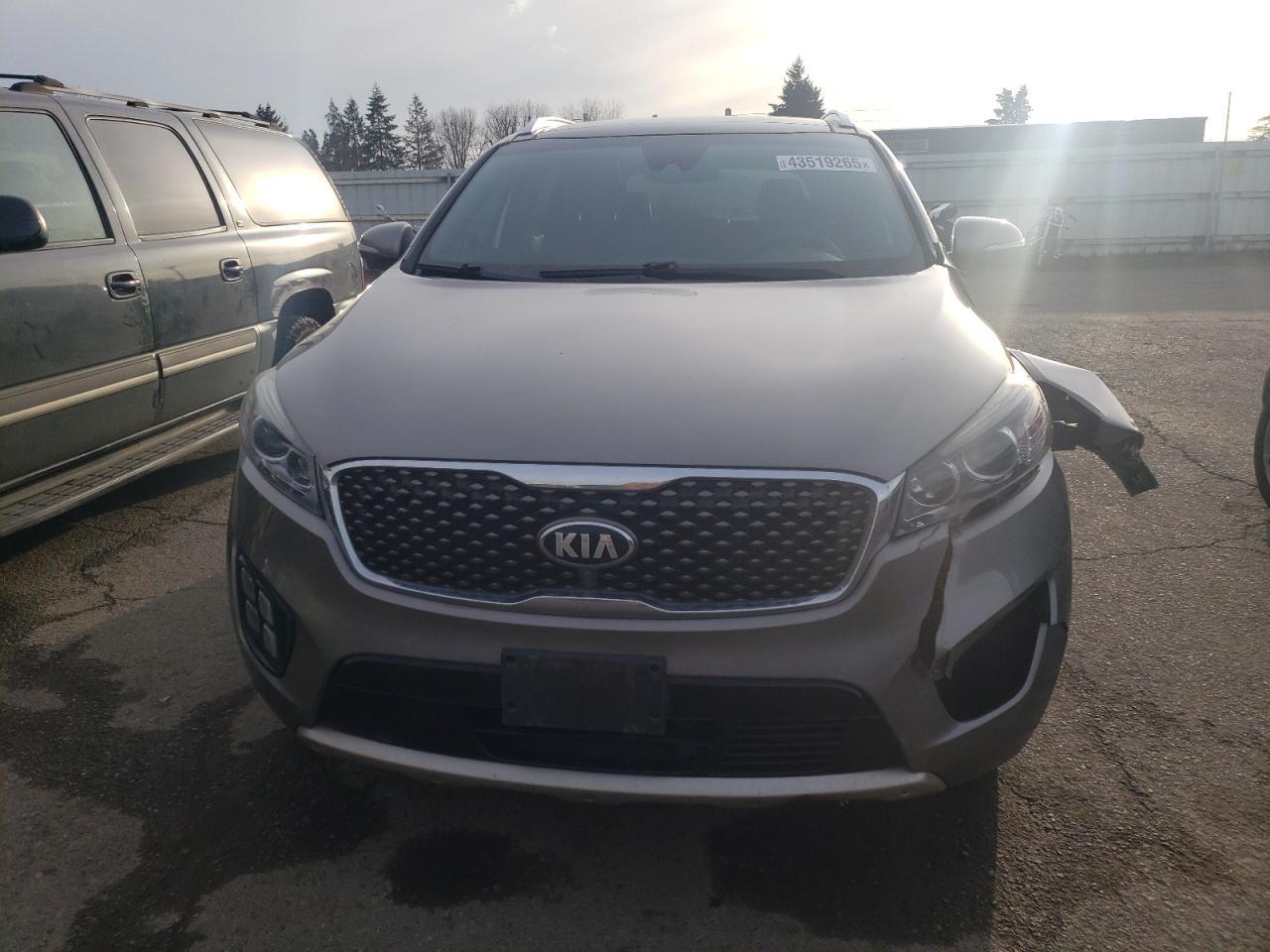 2016 Kia Sorento Sx - Фото 5