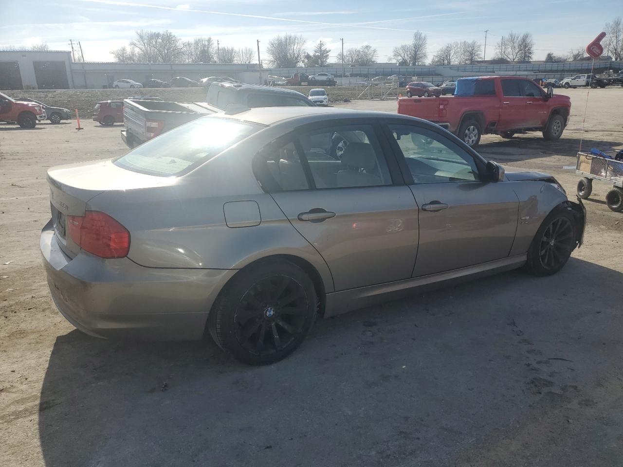 2011 BMW 328 Xi - Фото 3