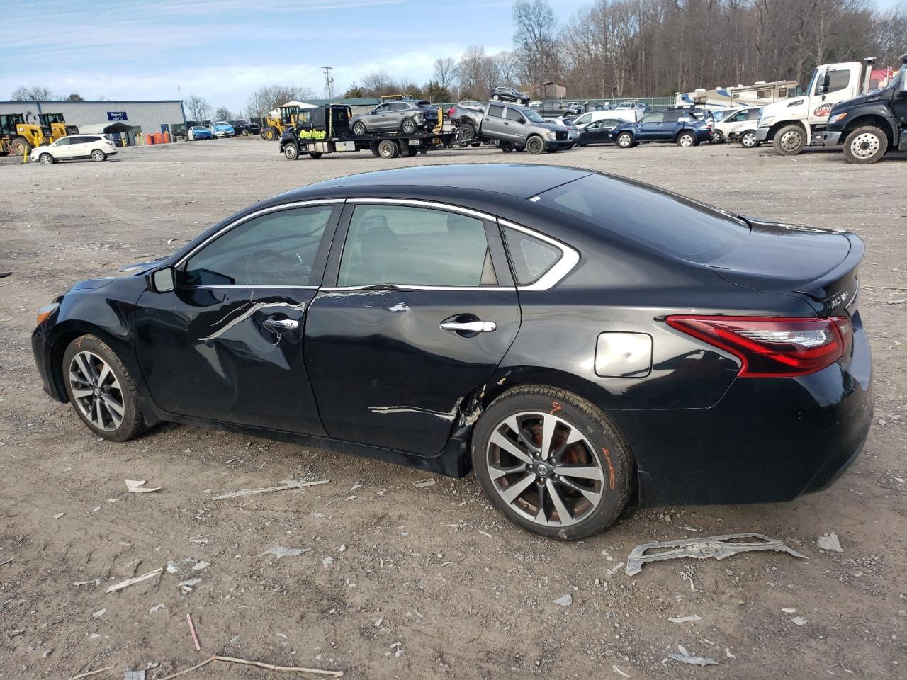 2017 Nissan Altima 2.5 - Фото 2