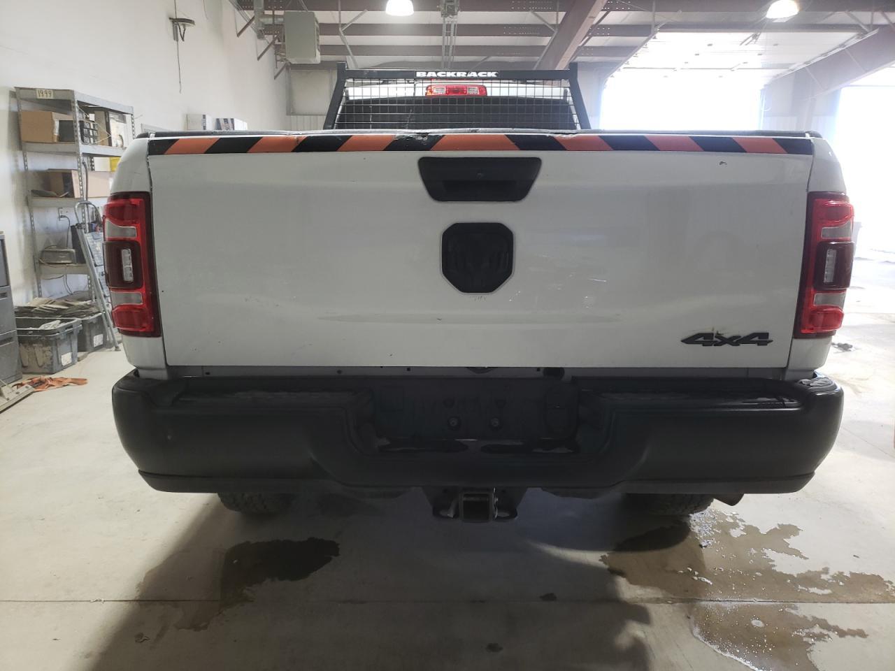 2023 Ram 3500 4Wd Crew Cab ** R & D * Pri Fleet ** - Фото 6