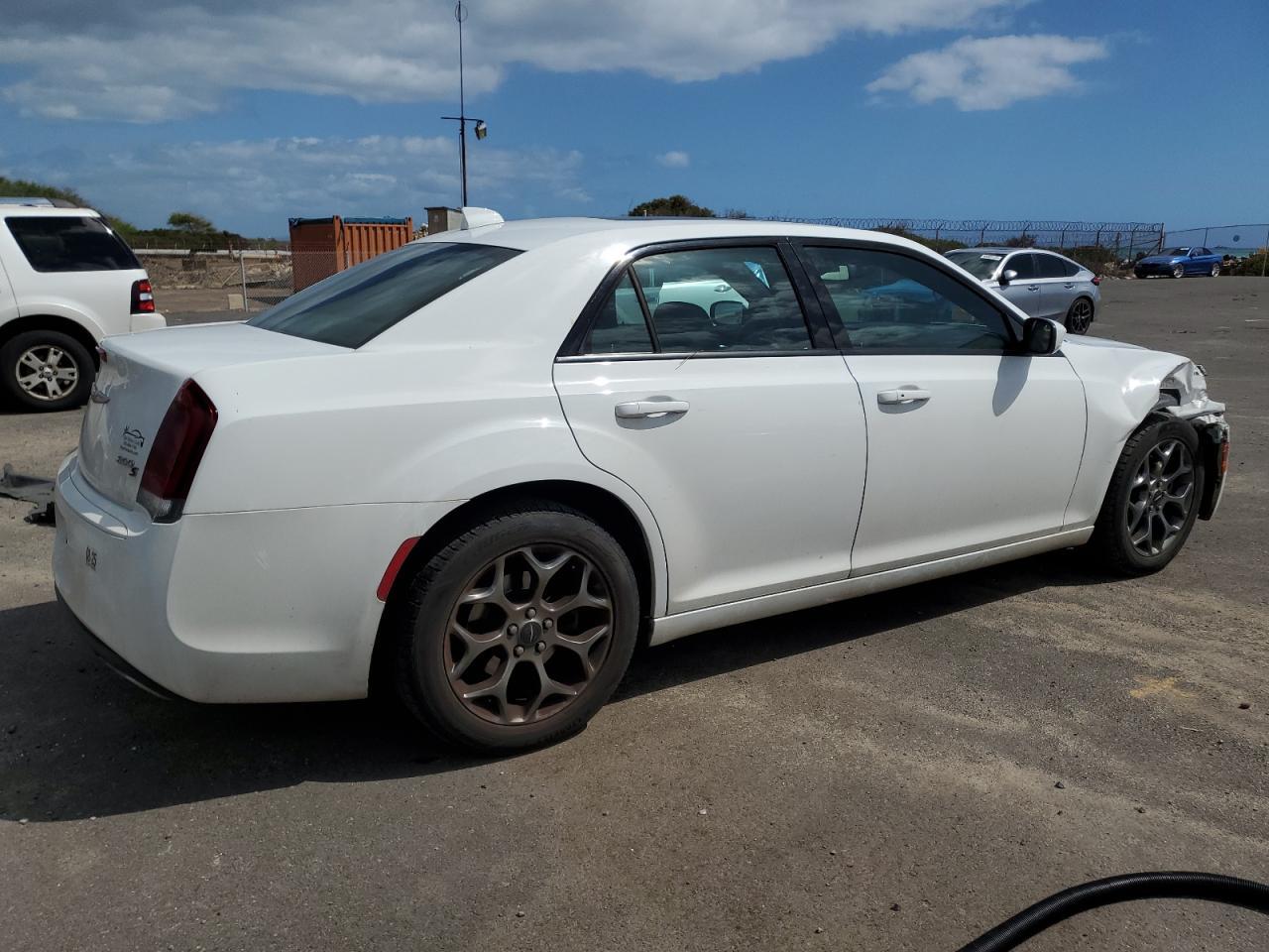 2015 Chrysler 300 S - Image 3