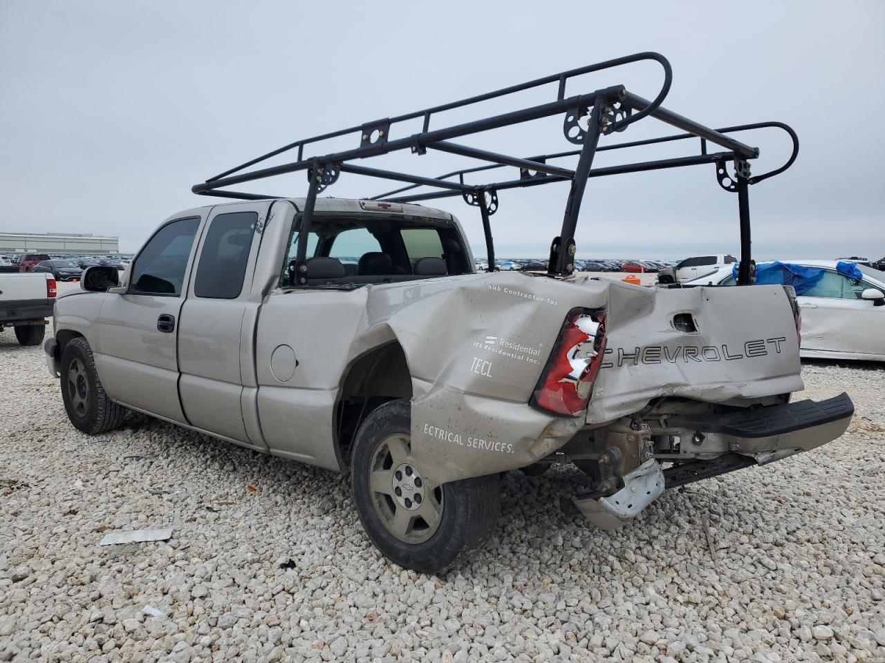 2005 Chevrolet Silverado C1500 - Фото 2